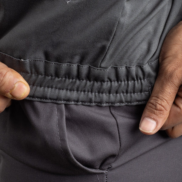 Reinforced stitching detail on the KOLDING workwear jacket for enhanced durability and long-lasting performance.