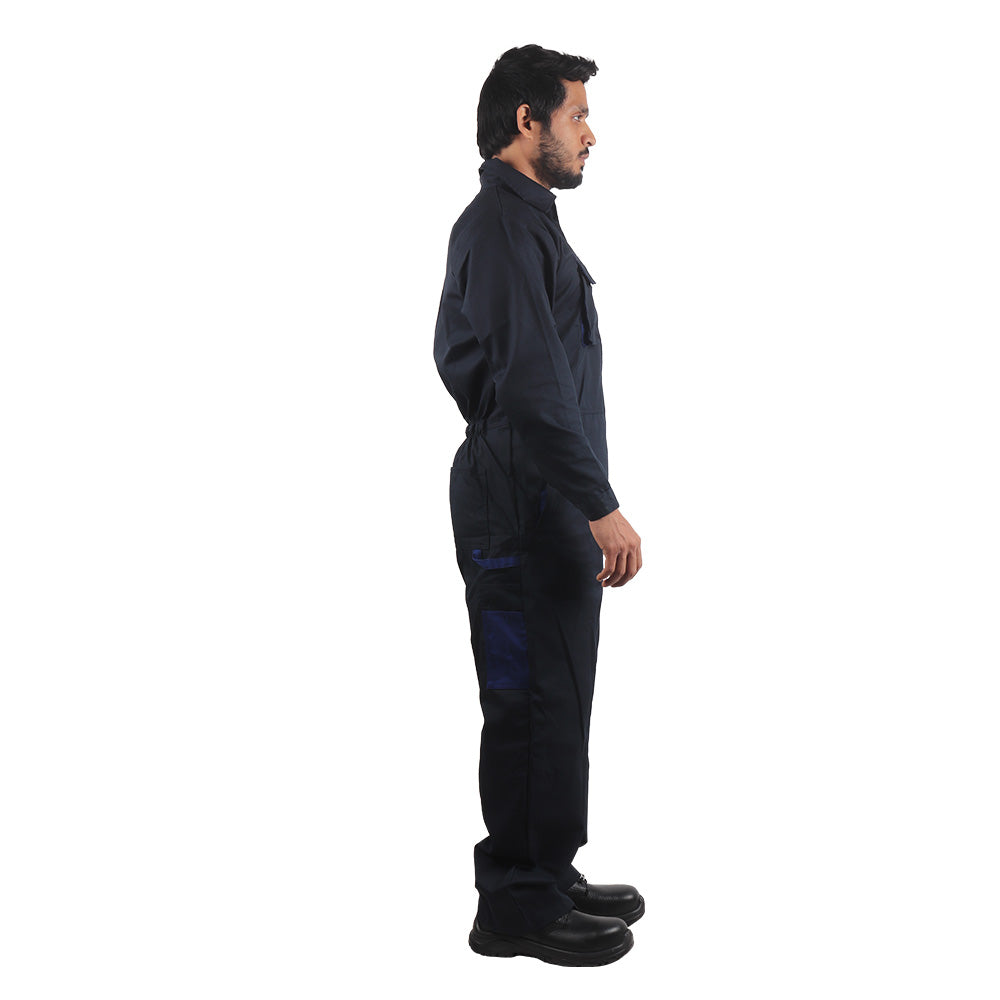 Right-side view of Floriad workwear coverall highlighting ergonomic fit, utility design, and industrial workwear functionality.
