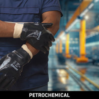 MFKB safety gloves used in petrochemical operations, providing secure grip, abrasion resistance, durability, and reliable hand protection in demanding industrial environments.