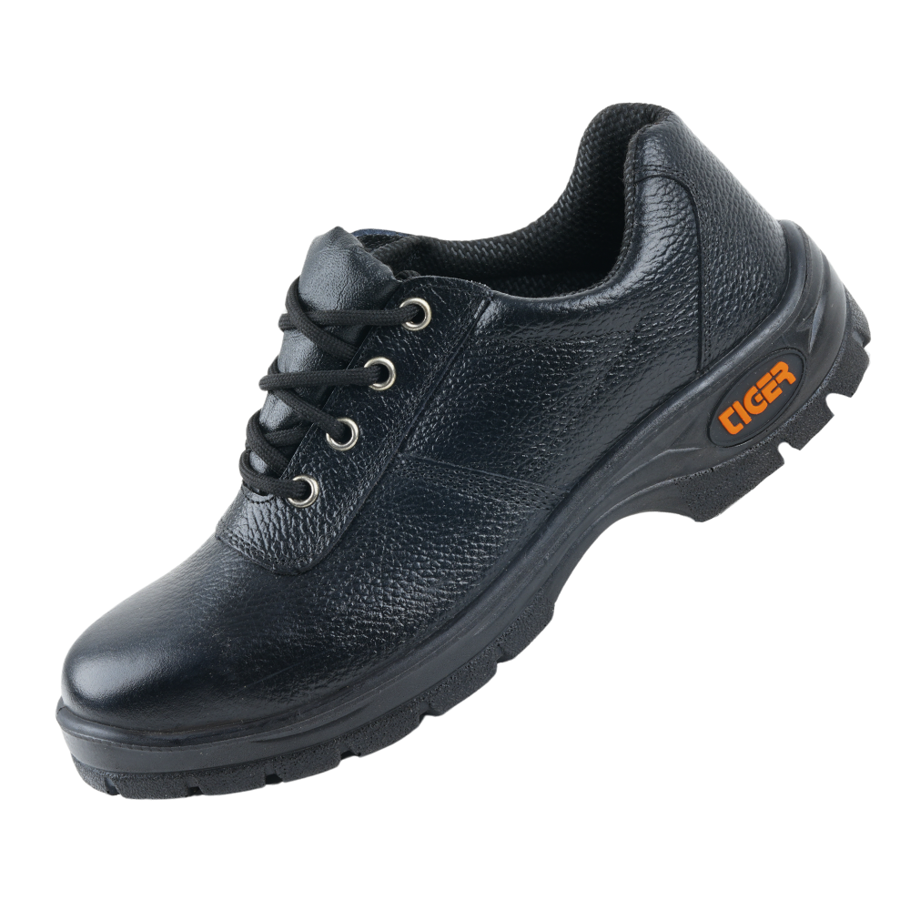 Mallcom Lorex safety shoes pair view with PU sole and steel toe protection for industrial use