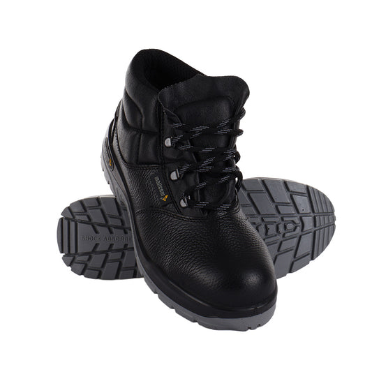 Front view of Vivvera safety shoes with a durable upper and lace-up closure.
